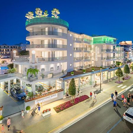 International Beach Hotel Каорле Екстер'єр фото