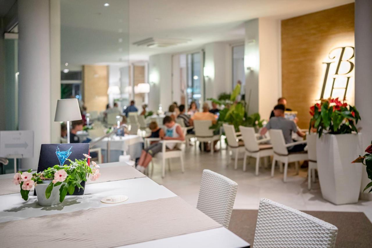International Beach Hotel Каорле Екстер'єр фото