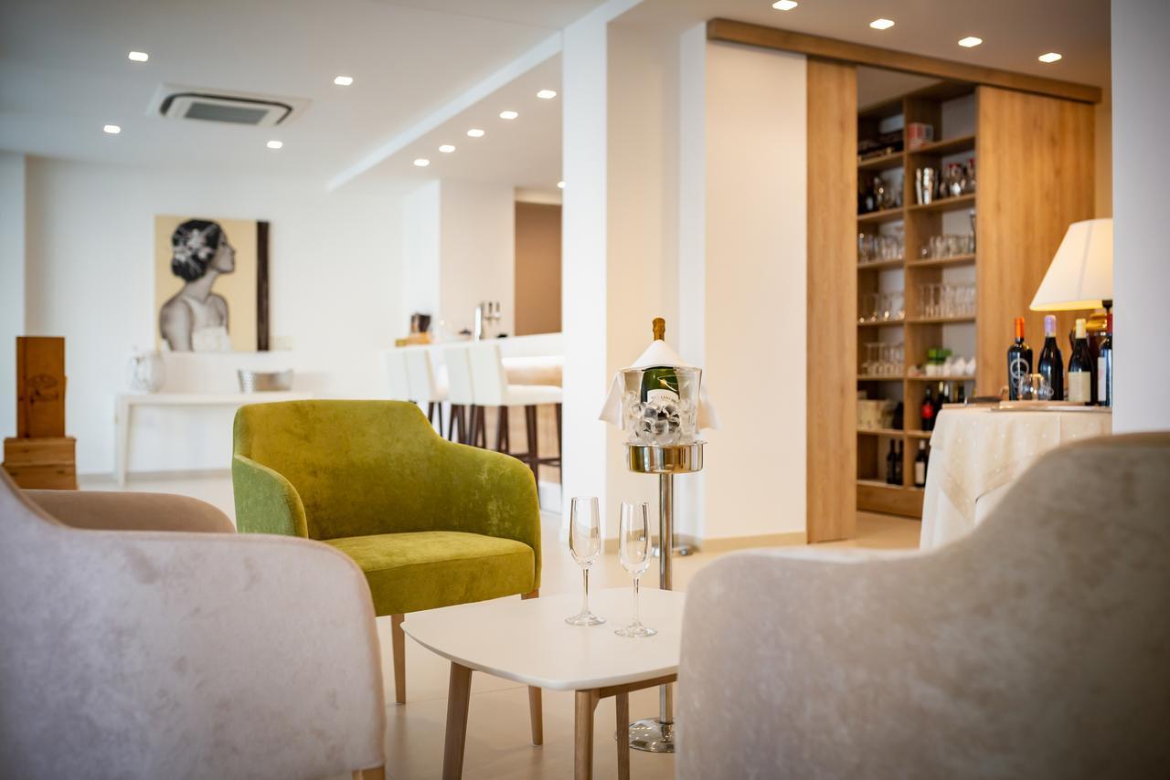 International Beach Hotel Каорле Екстер'єр фото