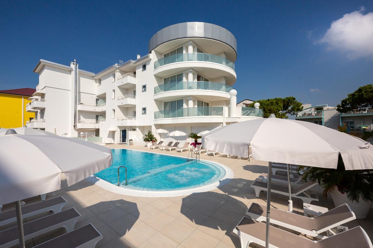 International Beach Hotel Каорле Екстер'єр фото