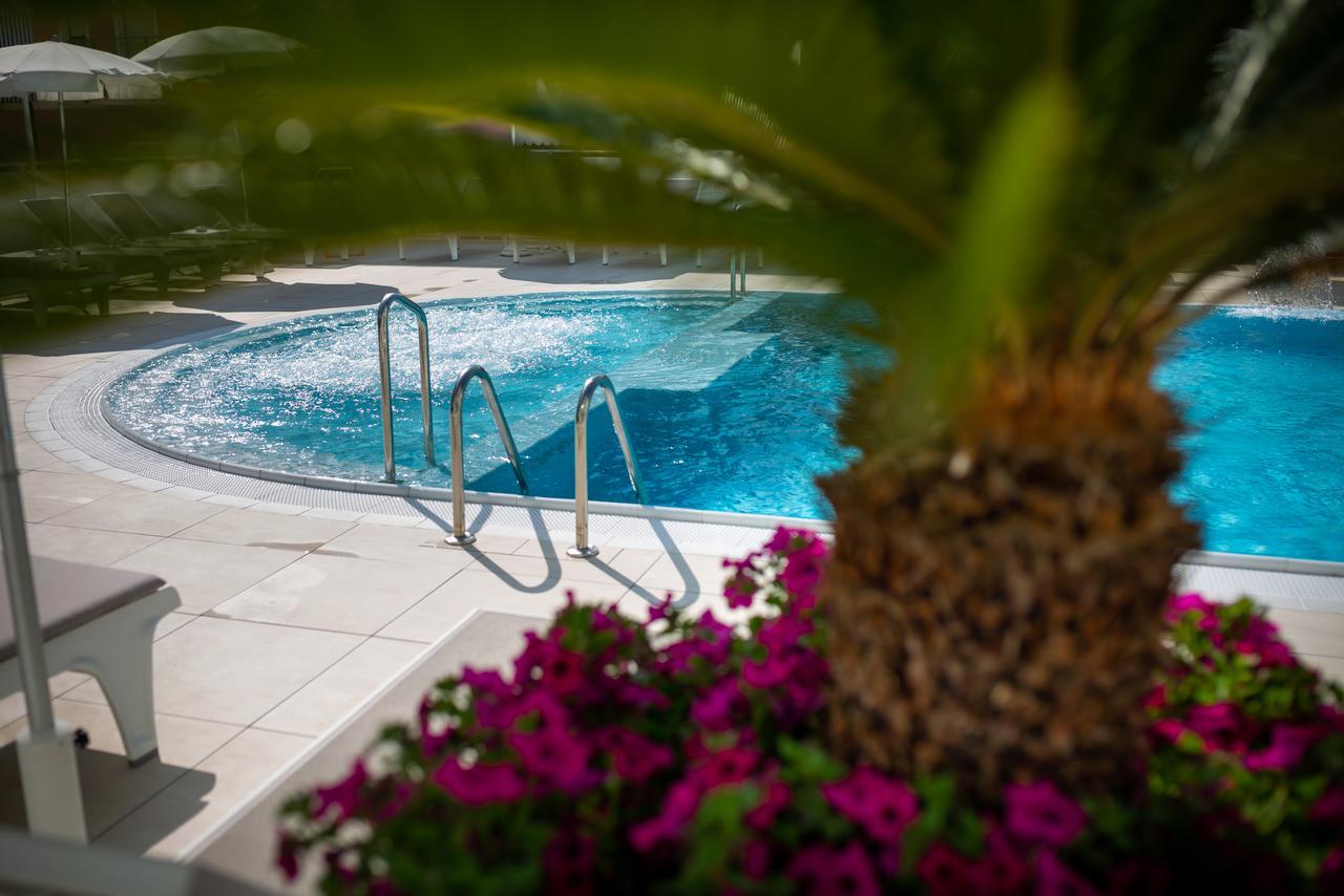 International Beach Hotel Каорле Екстер'єр фото