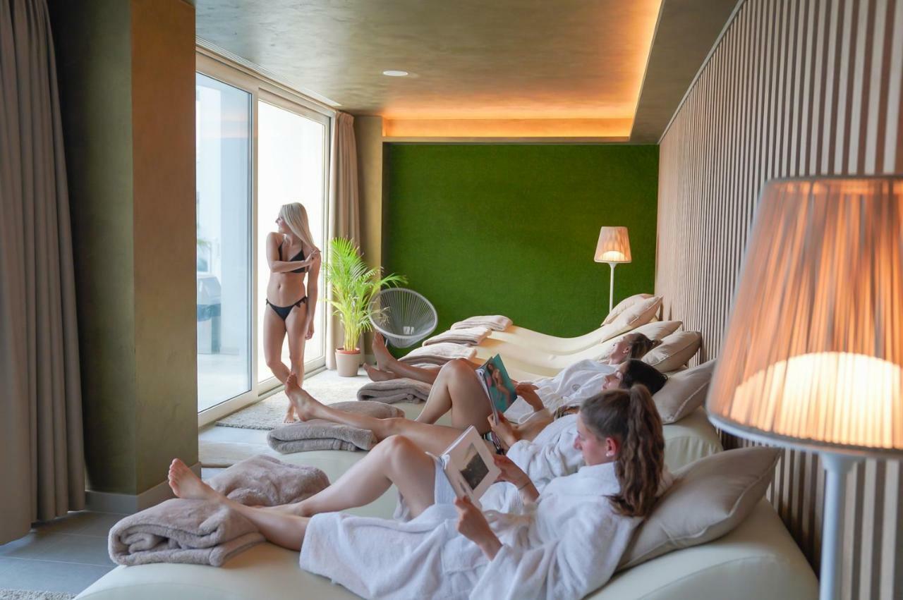 International Beach Hotel Каорле Екстер'єр фото